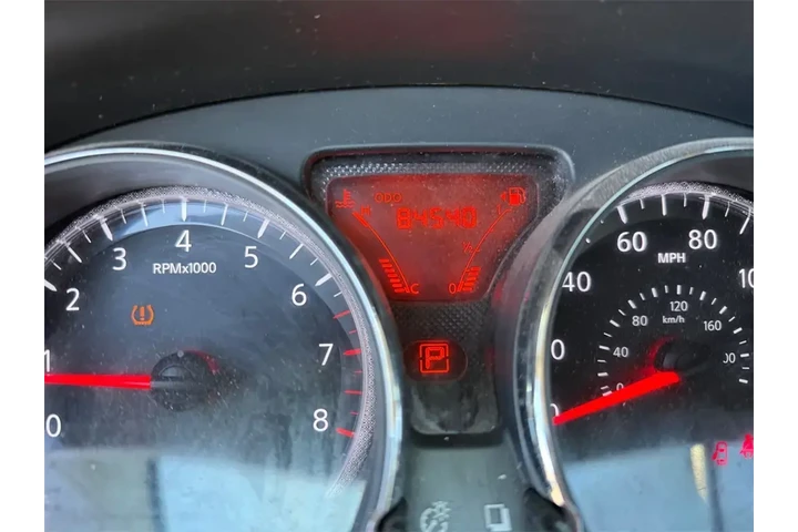 $10500 : Nissan Versa 2013 1.6 S 4dr image 6