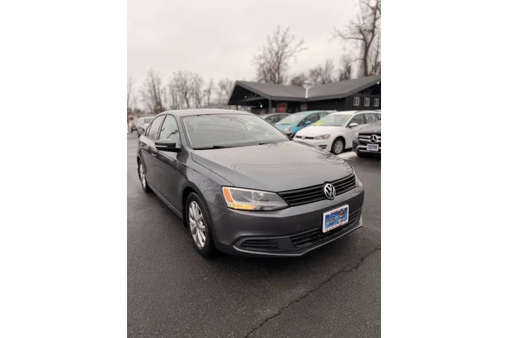 $7750 : 2012 Jetta SE image 6