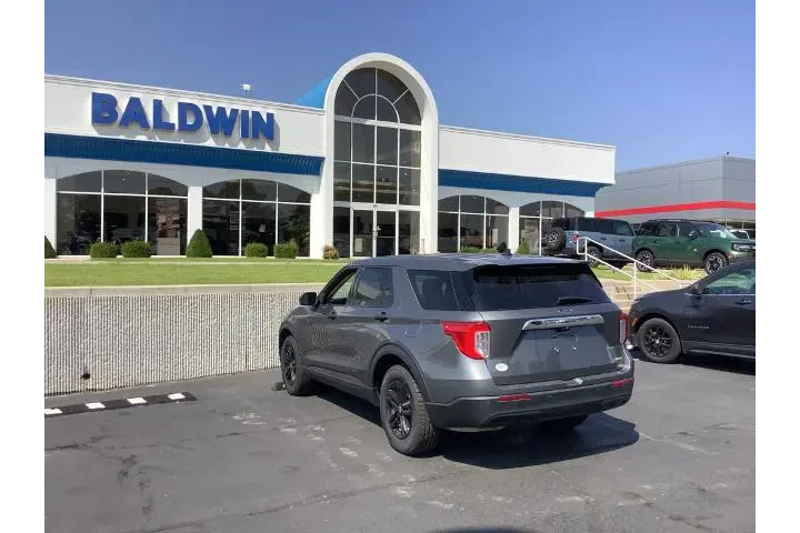 $36950 : Ford Explorer 2023 AWD XLT 4 image 5