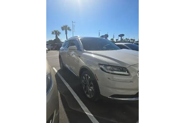 $29431 : Lincoln Nautilus 2022 Reserv image 2