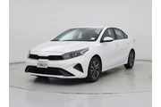 $18998 : Kia Forte 2024 LXS 4dr Sedan thumbnail