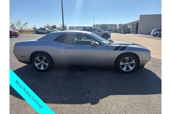 $14495 : Dodge Challenger 2016 SXT 2d image 3