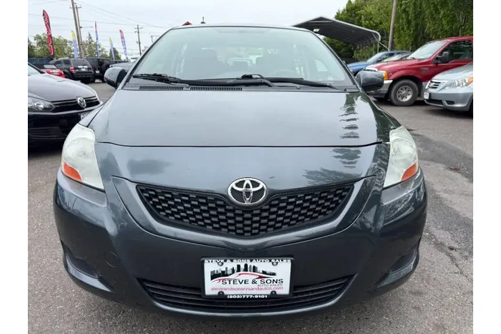 $5995 : 2009 Yaris image 5