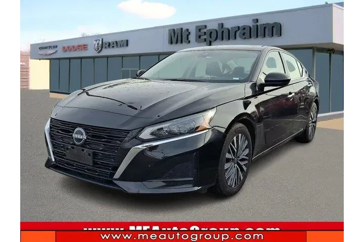 $18809 : Nissan Altima 2023 2.5 SV 4d image 1