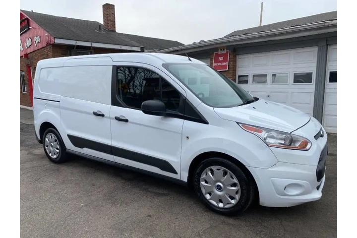 2016 Transit Connect XLT image 5