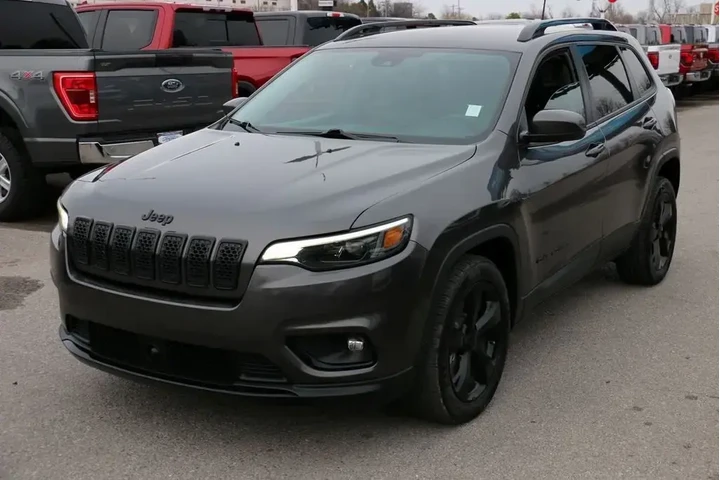 $15990 : Jeep Cherokee 2021 Latitude image 2