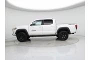 $29998 : Toyota Tacoma 2019 4x4 TRD P thumbnail