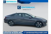 $17555 : Hyundai ELANTRA 2023 SEL 4dr thumbnail