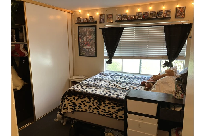 $975 : Cuarto De Renta image 1