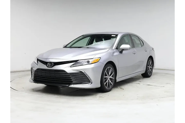 $25998 : Toyota Camry 2024 XLE 4dr Se image 4