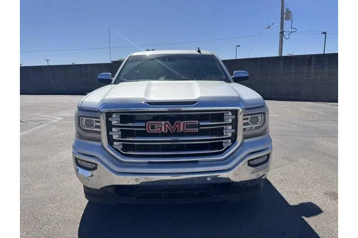 $29982 : GMC Sierra 1500 2017 4x4 SLT image 2