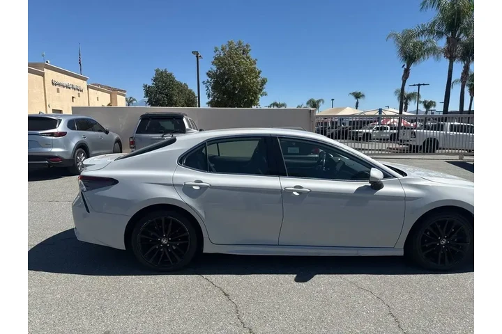 $26998 : Toyota Camry 2024 XSE 4dr Se image 9