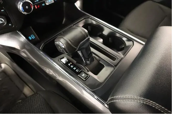 $39543 : Ford F-150 2022 4x4 XL 4dr S image 9