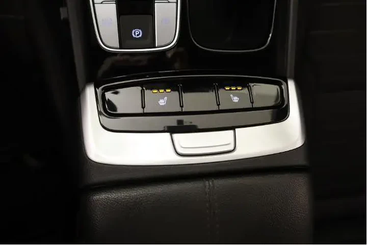 $25813 : Hyundai SANTA CRUZ 2024 SEL image 8