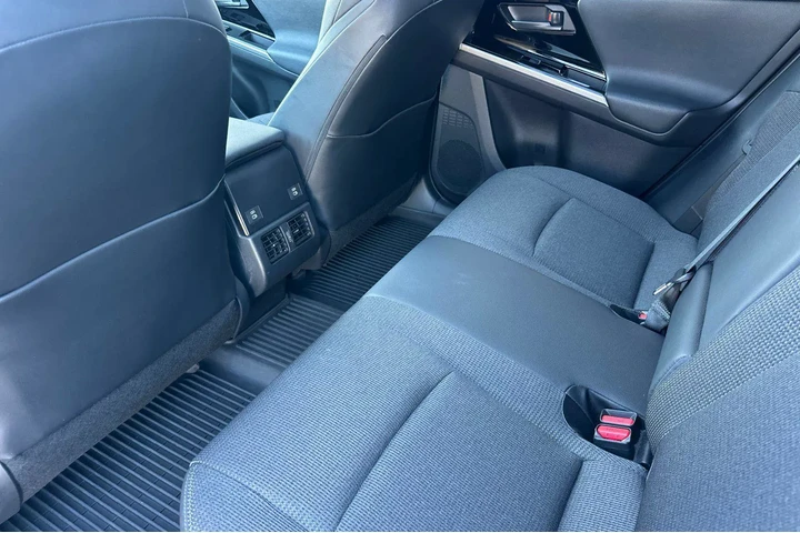 $20900 : Toyota bZ4X 2023 XLE 4dr Cro image 7