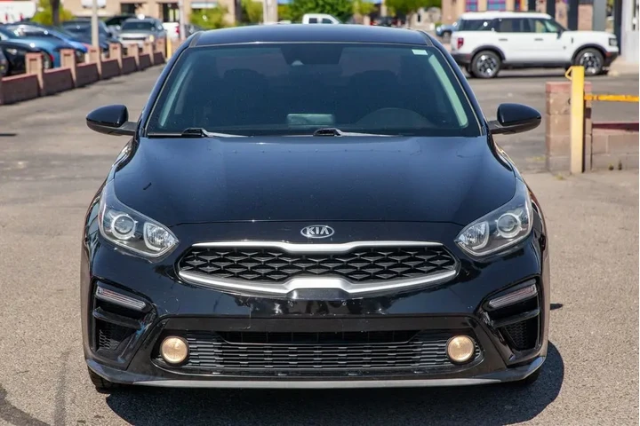 $16950 : 2019 Forte LXS image 3