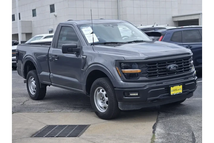 $39995 : Ford F-150 2024 4x4 XL 2dr R image 3
