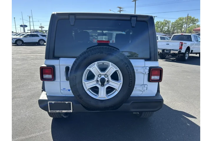 $30995 : Jeep Wrangler 2021 4x4 Sport image 6