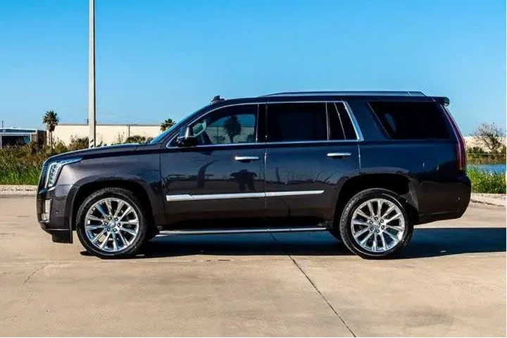 $30994 : Cadillac Escalade 2018 Luxur image 3