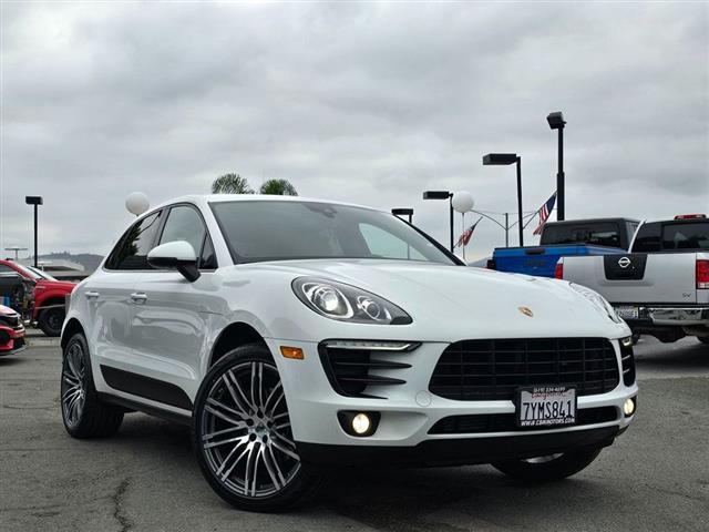 $28995 : 2017 Macan image 2