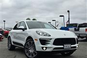 $28995 : 2017 Macan thumbnail