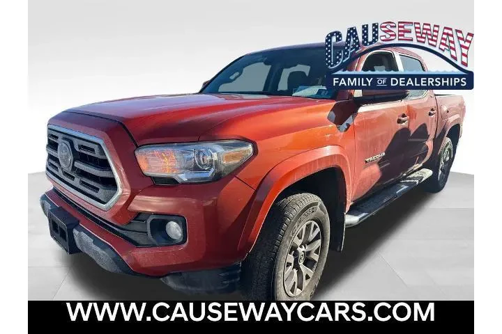 $25631 : Toyota Tacoma 2018 4x4 TRD P image 1