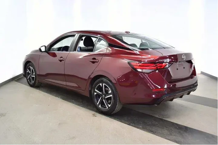 $20694 : Nissan Sentra 2025 SV 4dr Se image 5