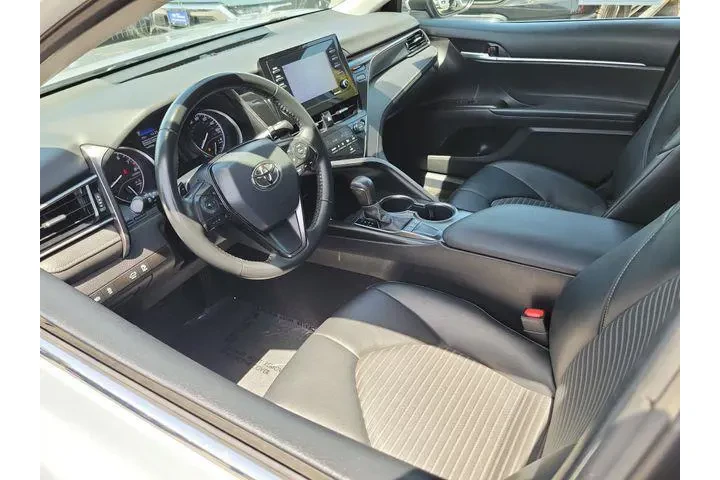 $28775 : Toyota Camry 2024 SE 4dr Sed image 3