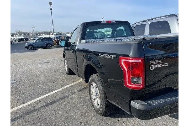 $16992 : Ford F-150 2016 4x2 XL 2dr R image 5