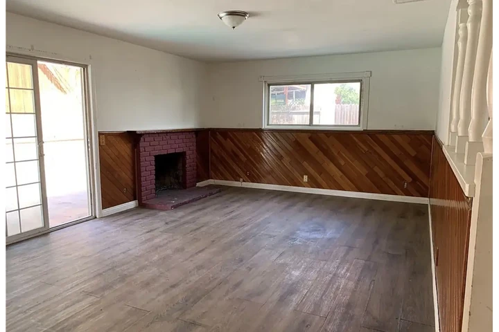 $980 : Fully Remodeled kitchen home image 2