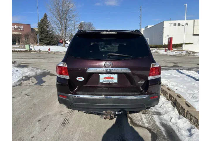 $9990 : 2012 Highlander SE image 5