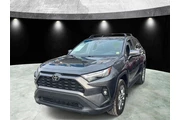 $30985 : Toyota RAV4 2023 AWD XLE Pre thumbnail