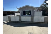 casa renovada de 2 dormitorio en Los Angeles