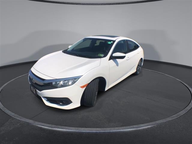 PRE-OWNED 2018 HONDA CIVIC SE image 4