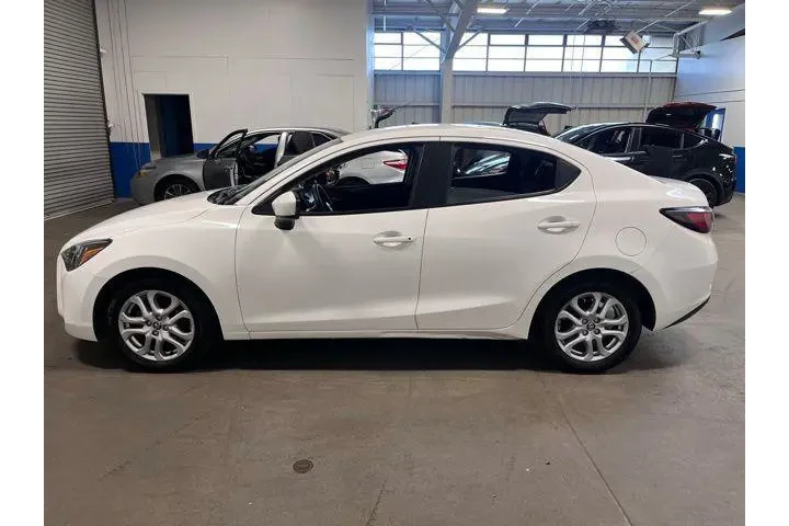 $14922 : Toyota Yaris iA 2017 4dr Sed image 6