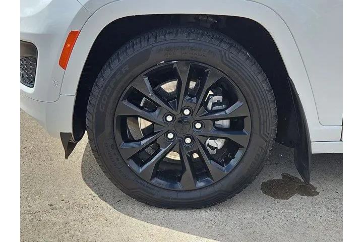 $30200 : Jeep Grand Cherokee L 2022 4 image 10