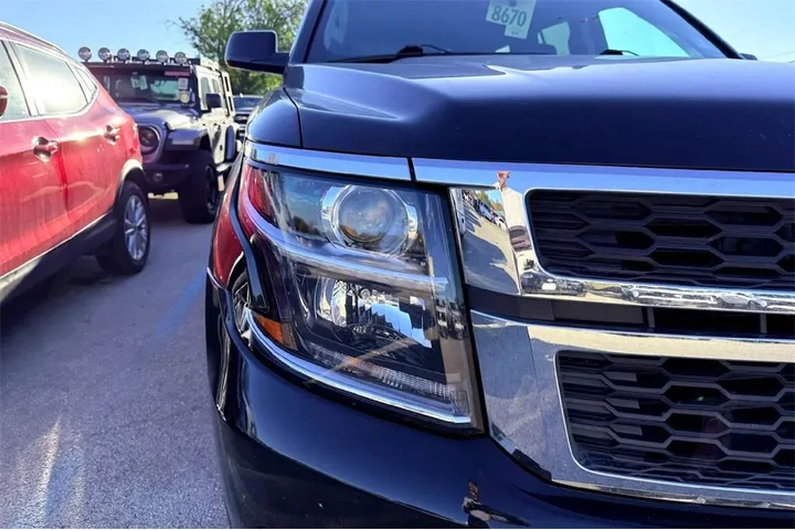 $25994 : Chevrolet Tahoe 2019 4x2 LT image 3