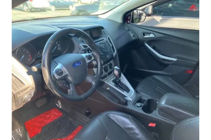 $5990 : 2014 Focus SE image 10