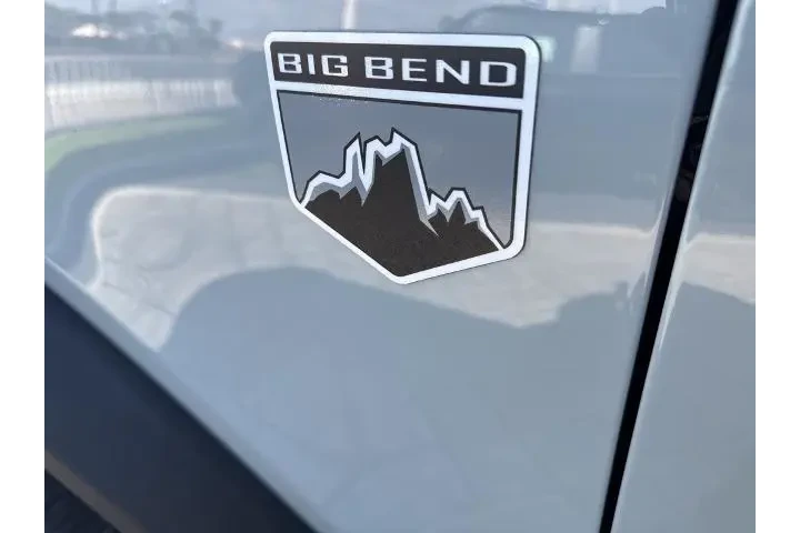 $33988 : Ford Bronco 2021 4x4 Big Ben image 5