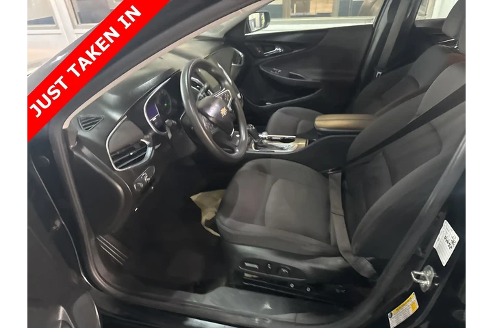 $15636 : Chevrolet Malibu 2020 LT 4dr image 9