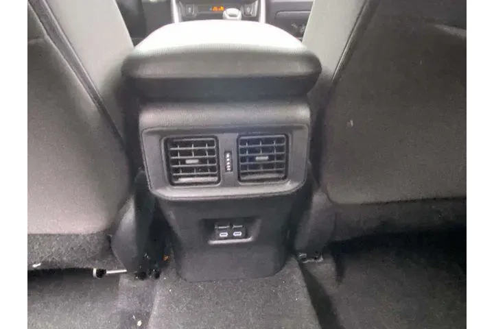 $25885 : Toyota RAV4 2024 AWD XLE 4dr image 10