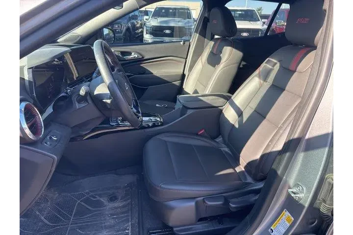 $25000 : Chevrolet Trax 2025 RS 4dr C image 8