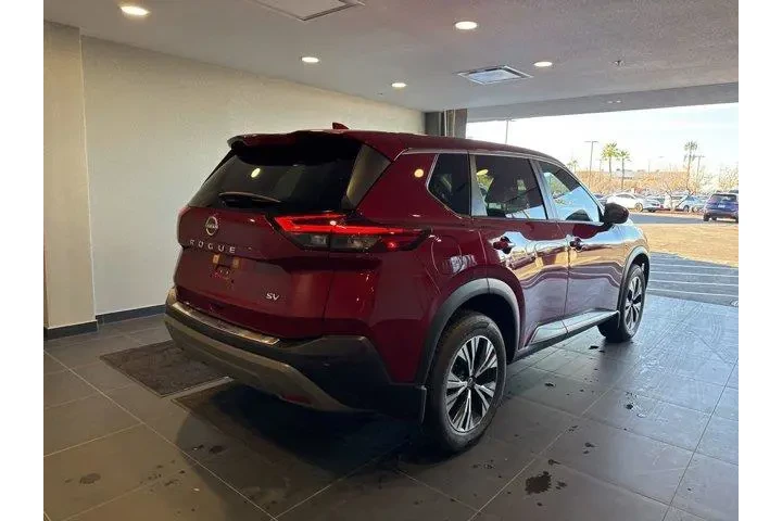 $21984 : Nissan Rogue 2023 SV 4dr Cro image 9