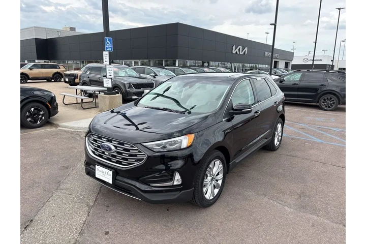 $17490 : 2020 Edge Titanium image 1