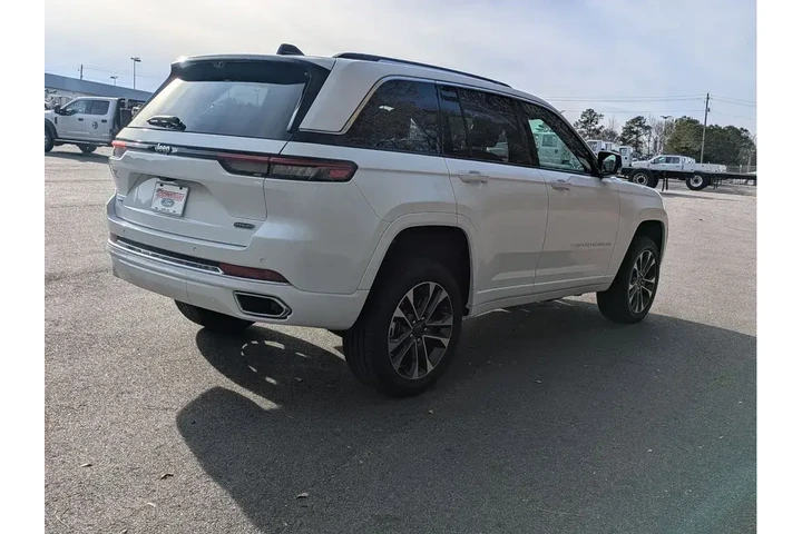 $32991 : Jeep Grand Cherokee 2022 4x4 image 4