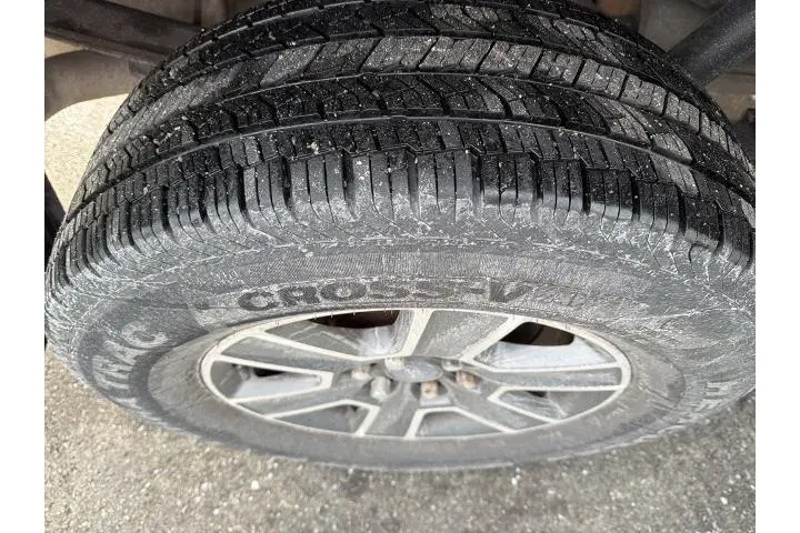 $16757 : Ford F-150 2015 4x4 XLT 4dr image 5