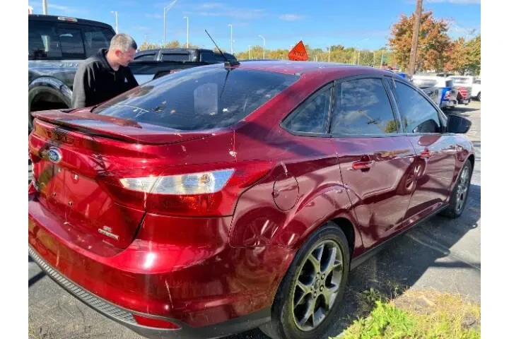 $5990 : 2014 Focus SE image 5