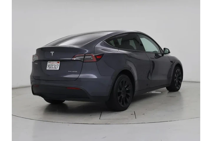 $36998 : Tesla Model Y 2023 AWD Long image 8