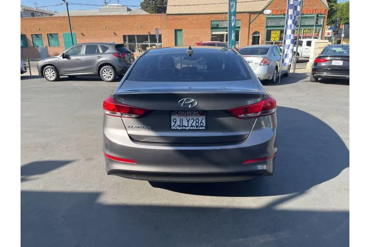 $9995 : 2018 Elantra SEL image 7