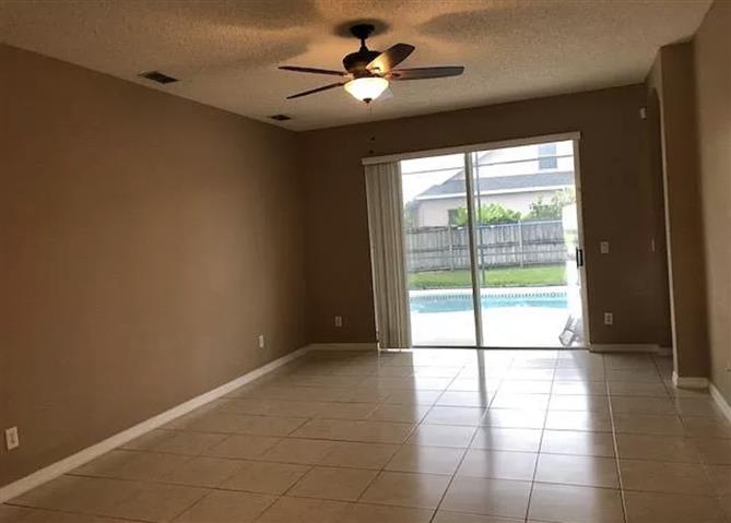 $2500 : Apartment for rent asap image 4